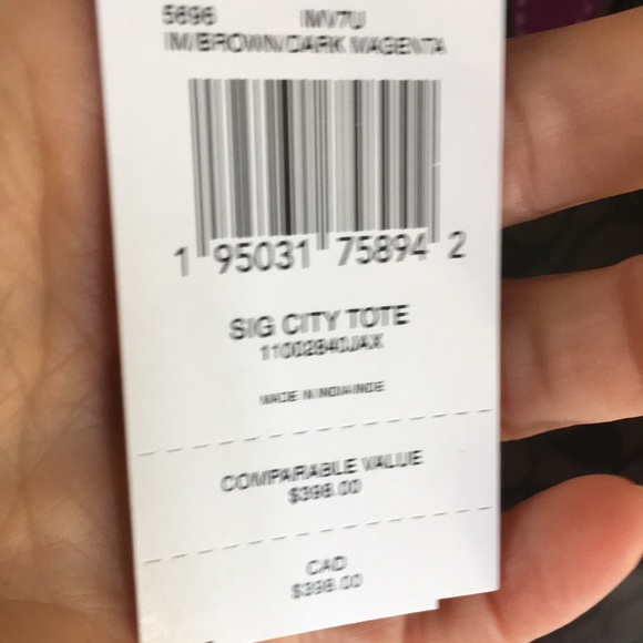 Host pick ❤️Brand new COACH city tote with magenta straps and keep chain. - Picture 4 of 5